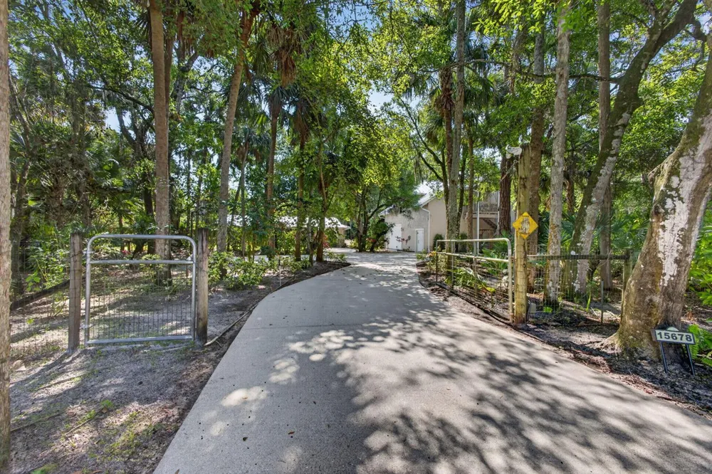 15678 95th Avenue Jupiter, FL 33478