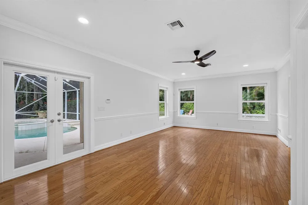 15678 95th Avenue Jupiter, FL 33478