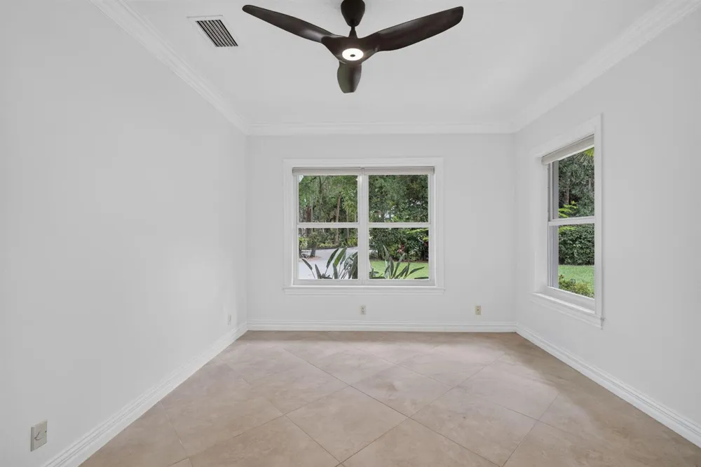 15678 95th Avenue Jupiter, FL 33478