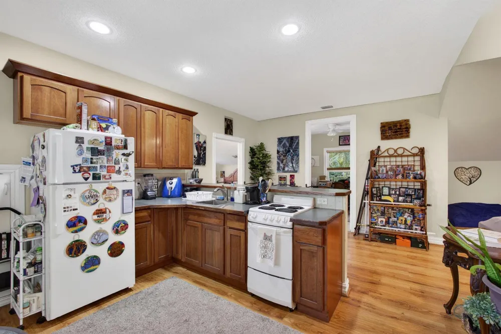 15678 95th Avenue Jupiter, FL 33478