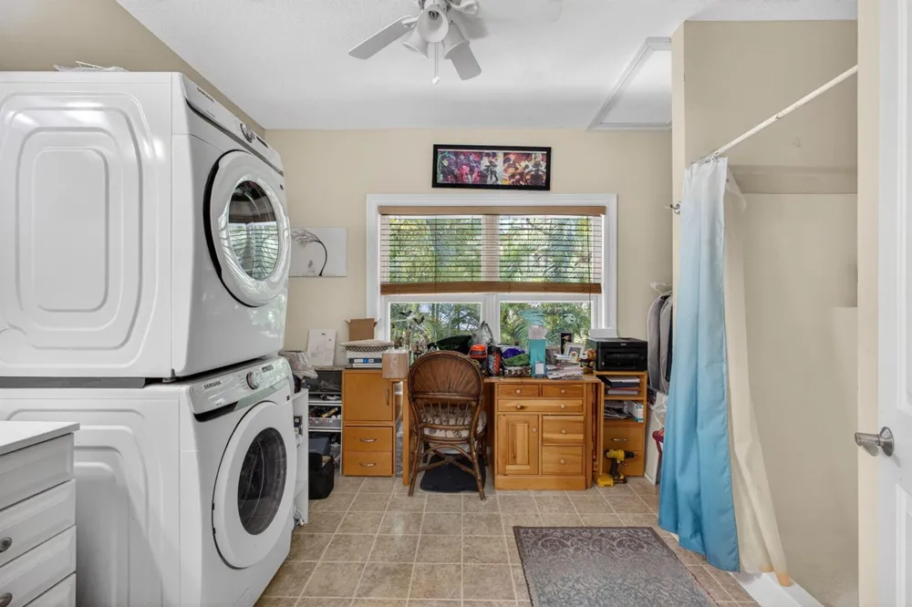 15678 95th Avenue Jupiter, FL 33478
