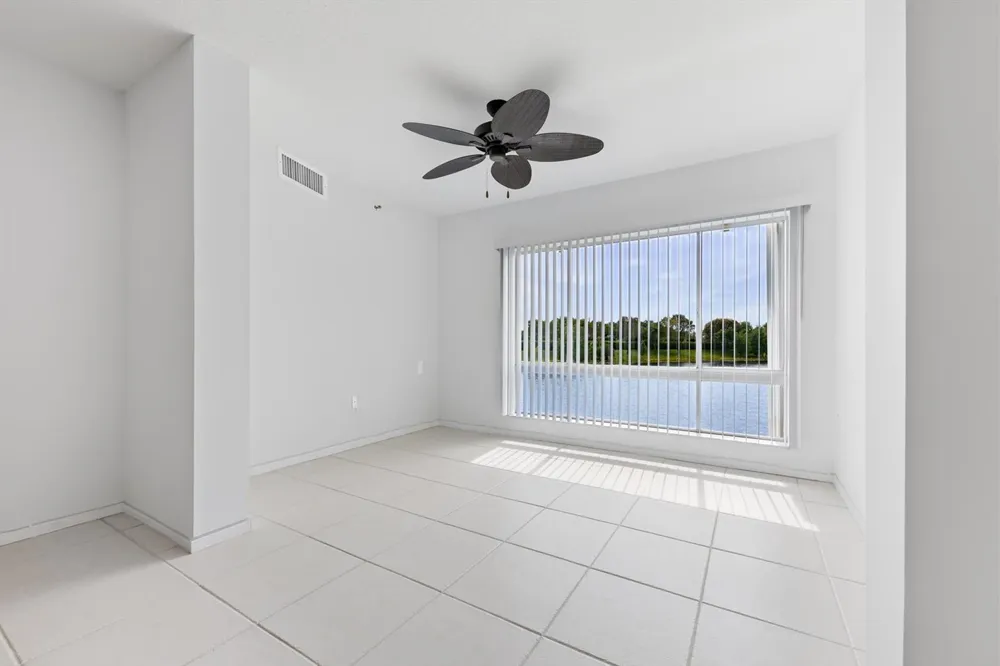 5842 CRYSTAL SHORES DRIVE #205 Boynton Beach, FL 33437