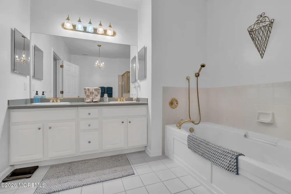 683 Saint Andrews Place #683 Manalapan, NJ 07726