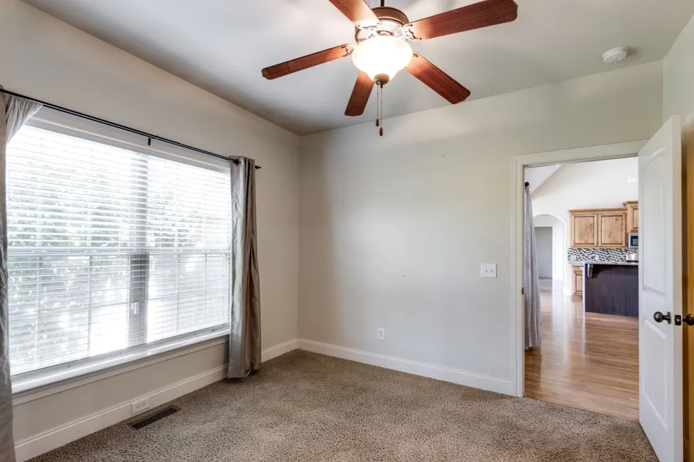 124 Hayfield Ct Lascassas, TN 37085