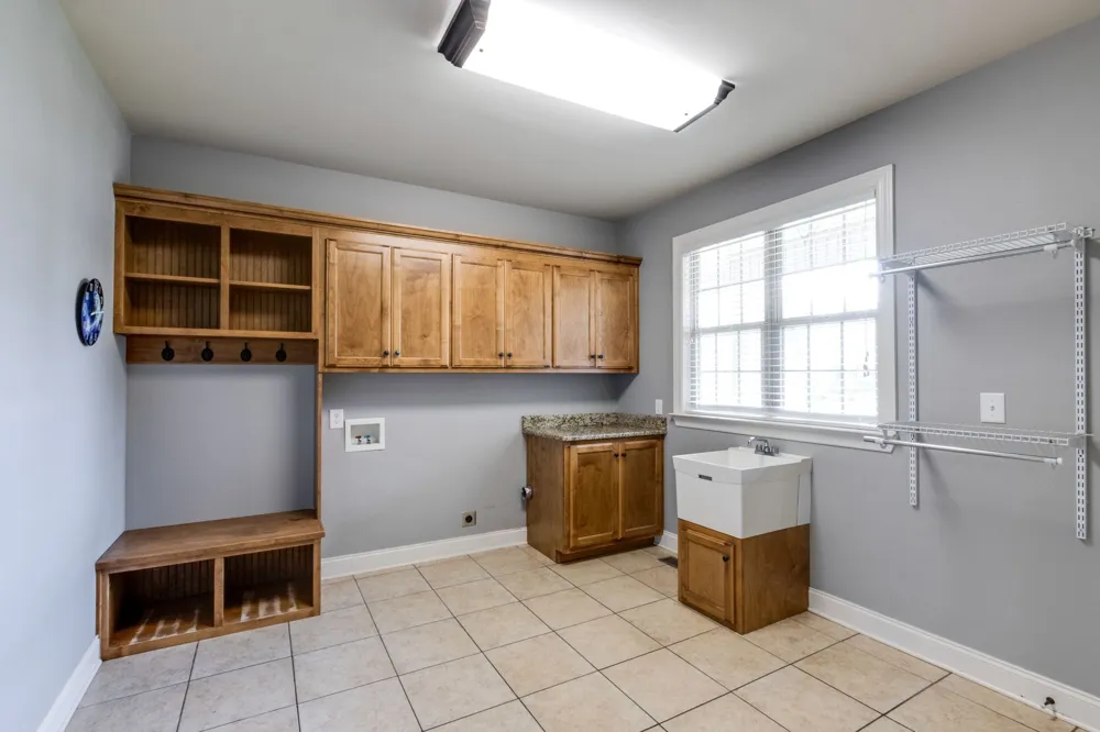 124 Hayfield Ct Lascassas, TN 37085