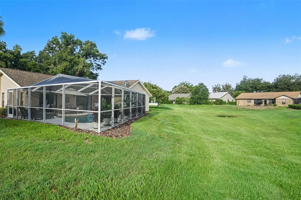 37147 FOXRUN PLACE Zephyrhills, FL 33542