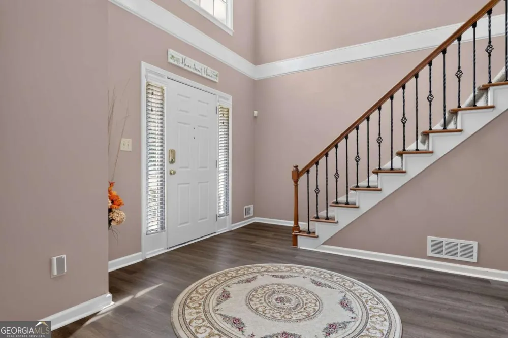 3607 Tree View DR Snellville, GA 30078