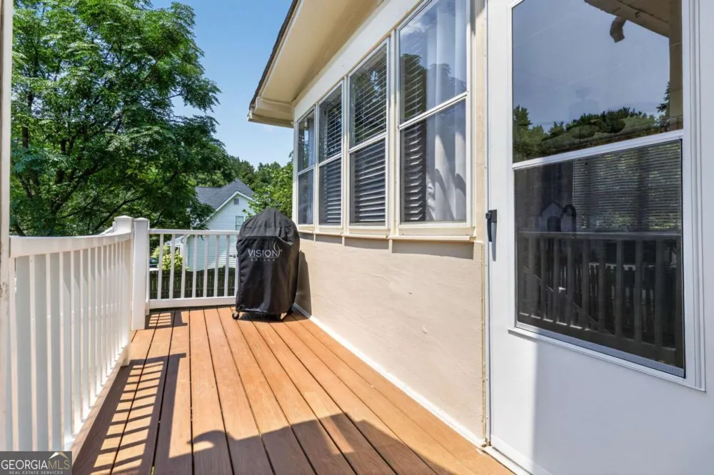 3607 Tree View DR Snellville, GA 30078