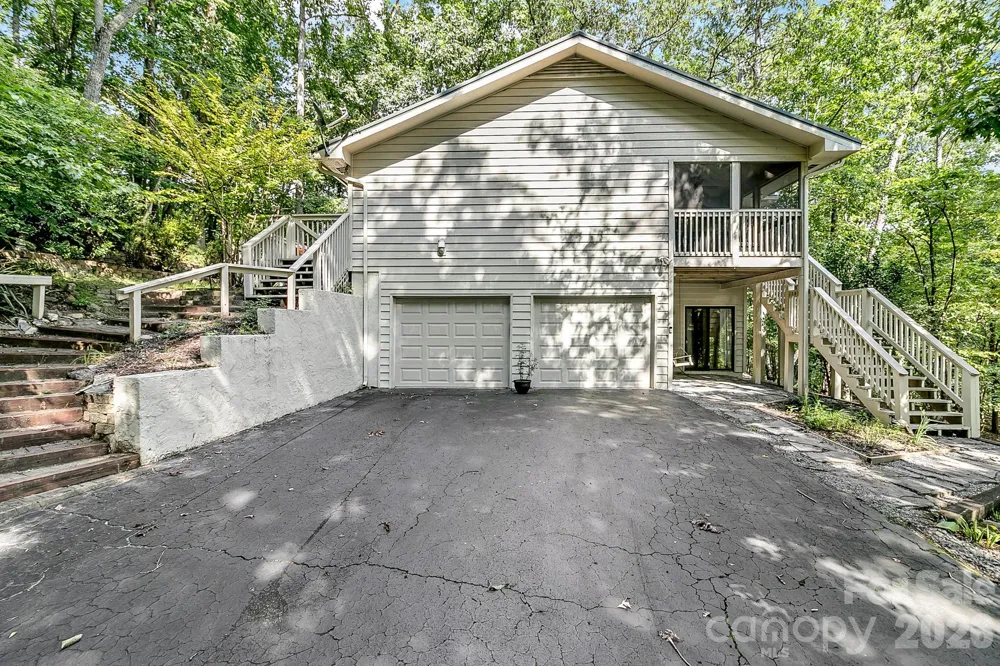 129 Melrose Court Lake Lure, NC 28746