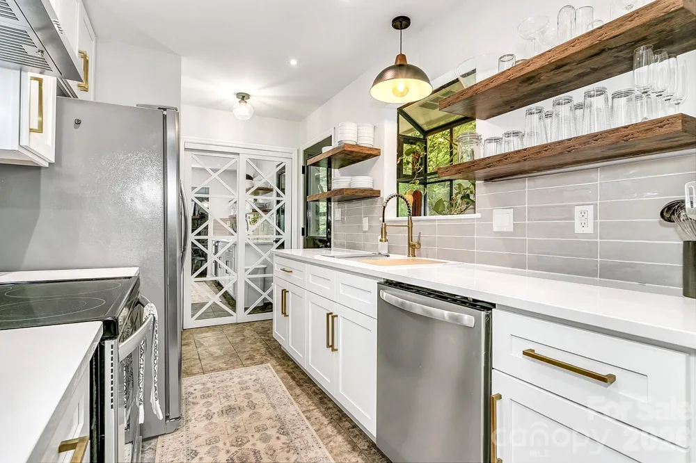 129 Melrose Court Lake Lure, NC 28746