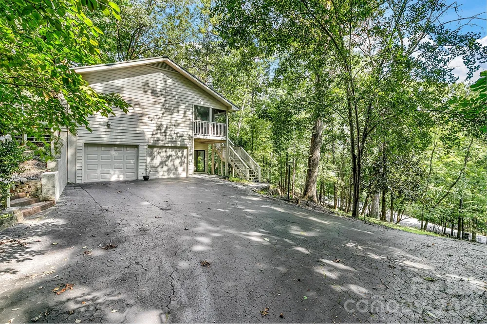 129 Melrose Court Lake Lure, NC 28746
