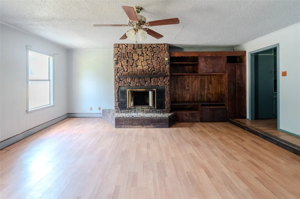 103 W Lide Street Talco, TX 75487