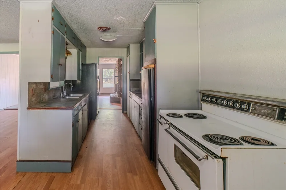 103 W Lide Street Talco, TX 75487