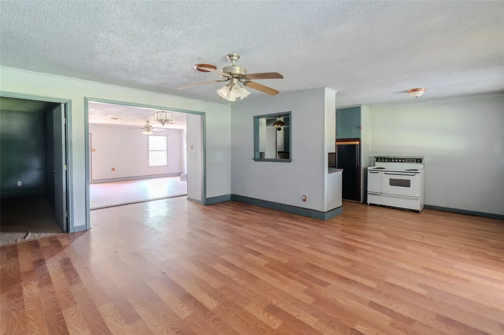 103 W Lide Street Talco, TX 75487