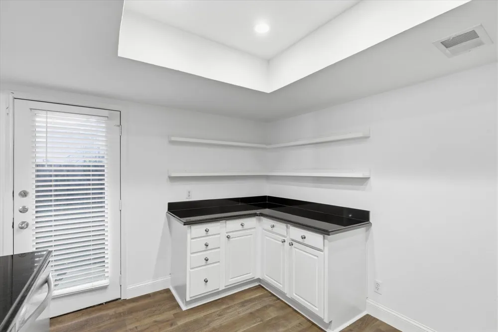 10207 Regal Oaks Drive #109 Dallas, TX 75230