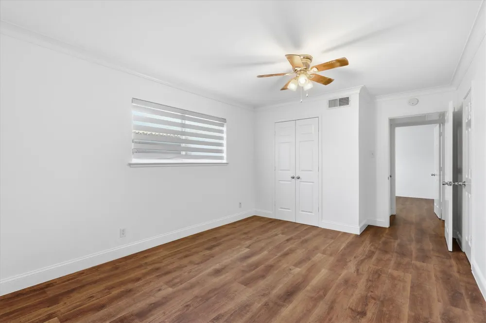 10207 Regal Oaks Drive #109 Dallas, TX 75230