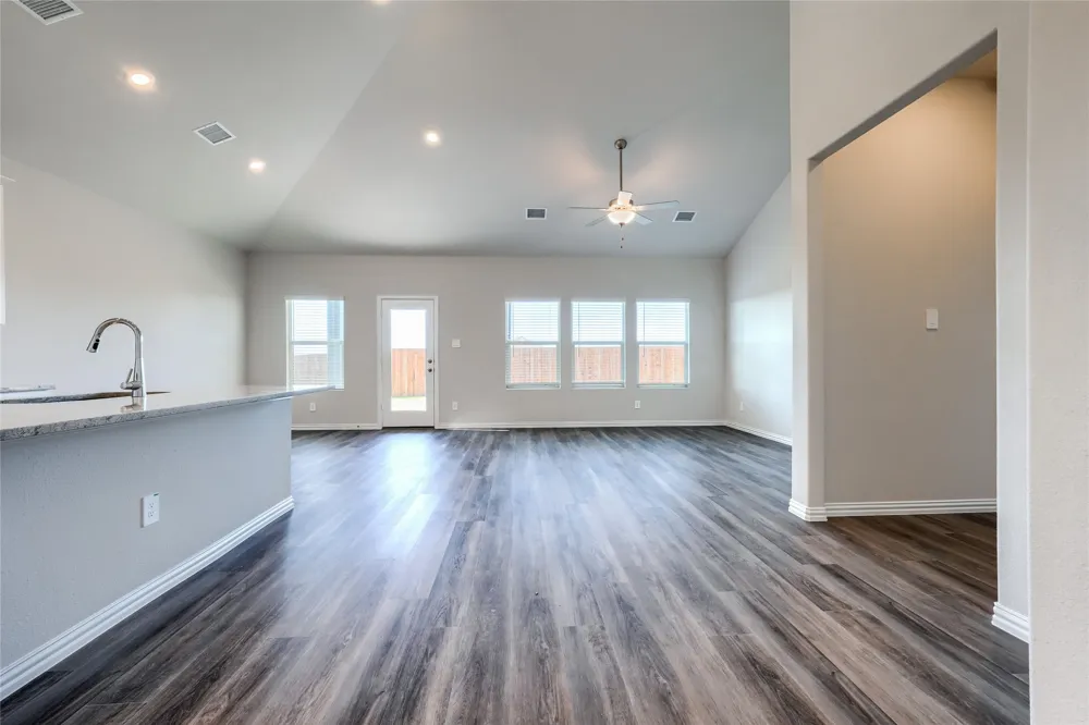 906 Johnnie Street Lowry Crossing, TX 75069