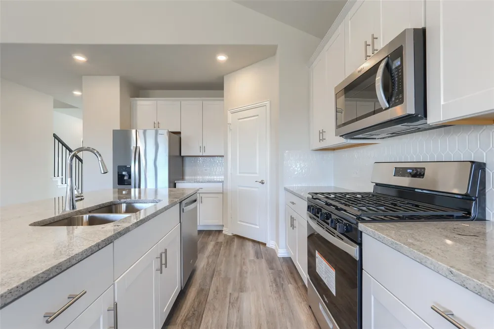 906 Johnnie Street Lowry Crossing, TX 75069