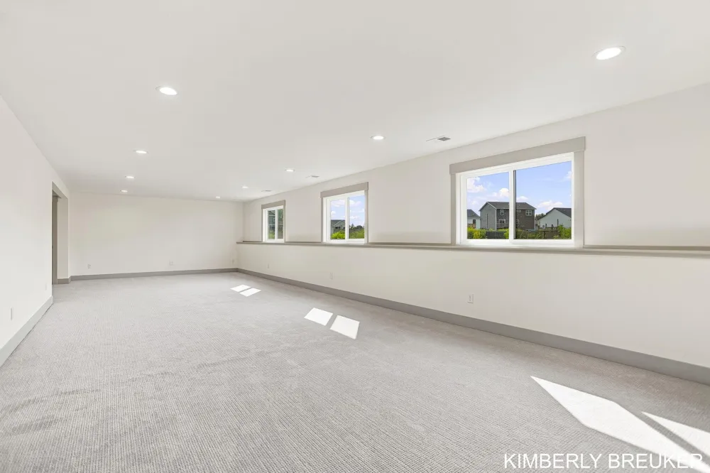 6286 Roman Road Allendale, MI 49401