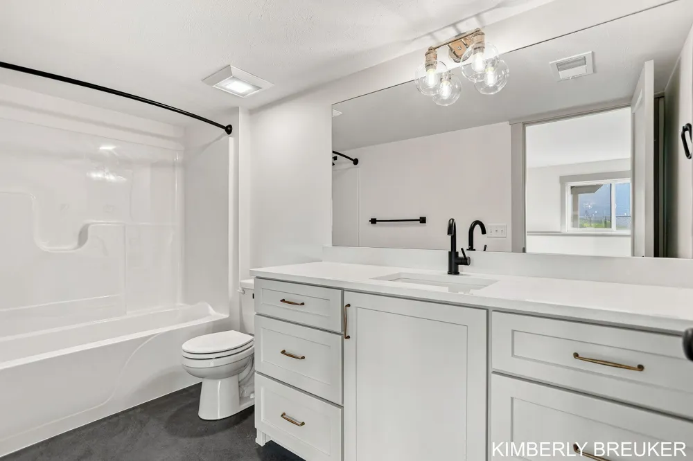6286 Roman Road Allendale, MI 49401