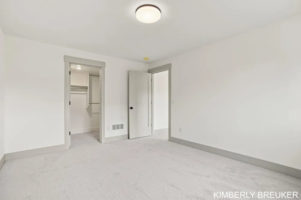 6286 Roman Road Allendale, MI 49401