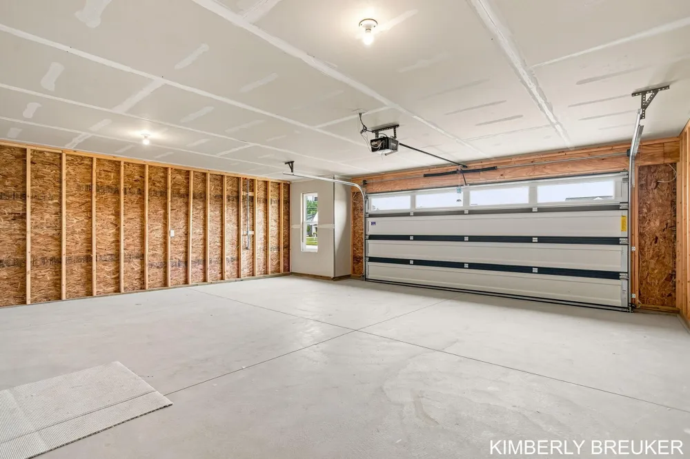 6286 Roman Road Allendale, MI 49401