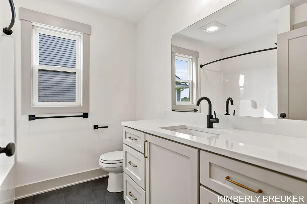 6286 Roman Road Allendale, MI 49401