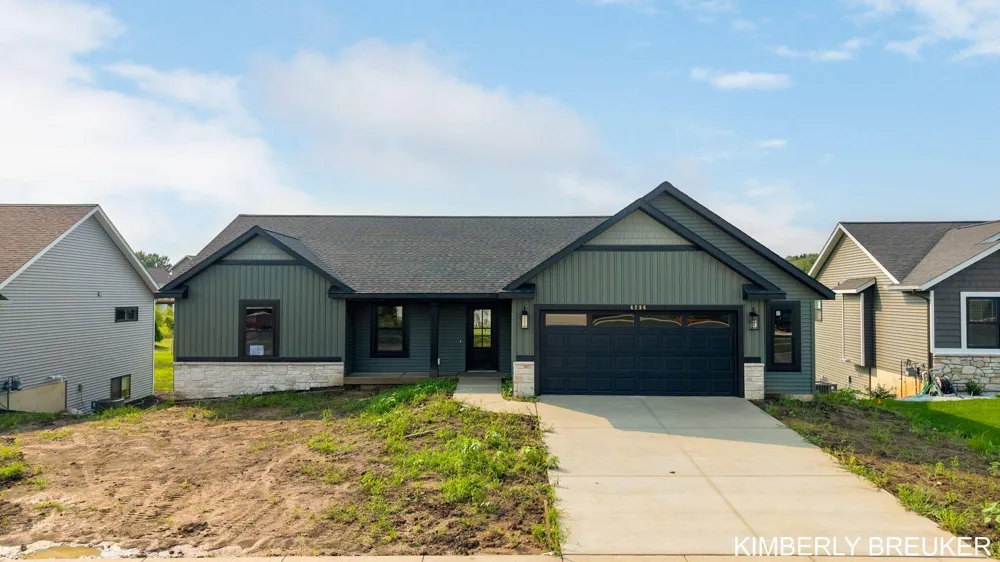 6286 Roman Road Allendale, MI 49401