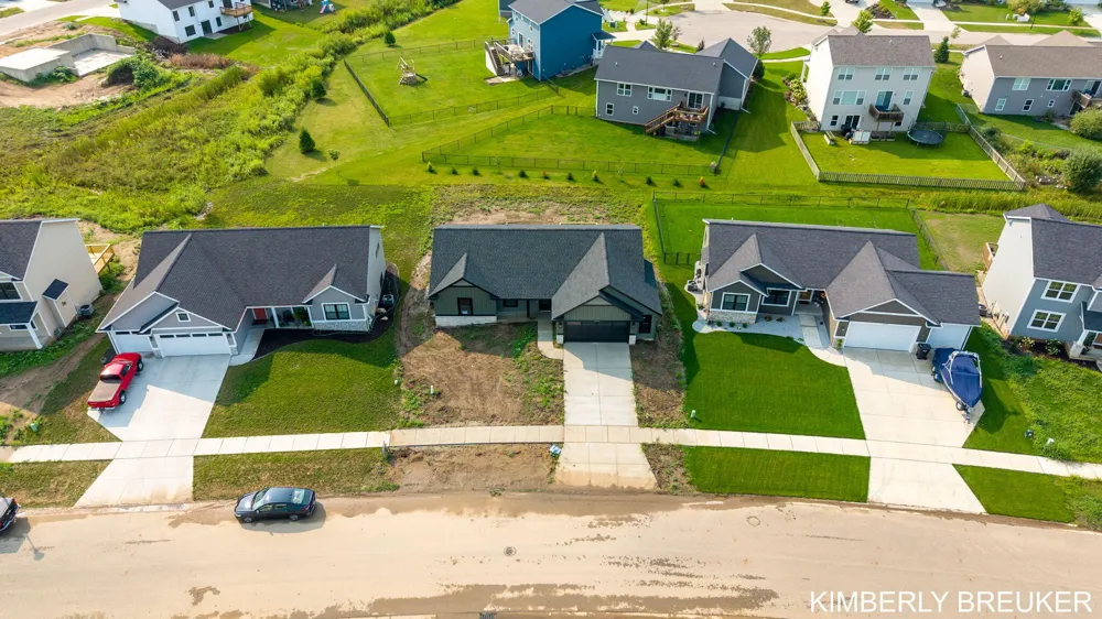 6286 Roman Road Allendale, MI 49401