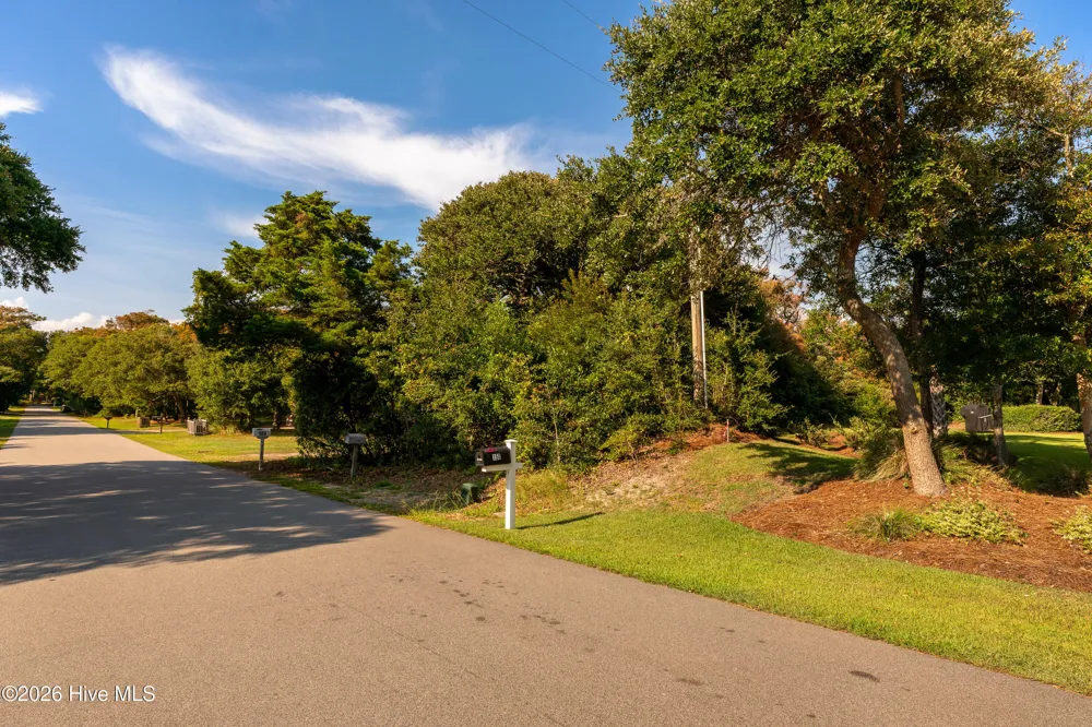 104 Juniper Road Pine Knoll Shores, NC 28512