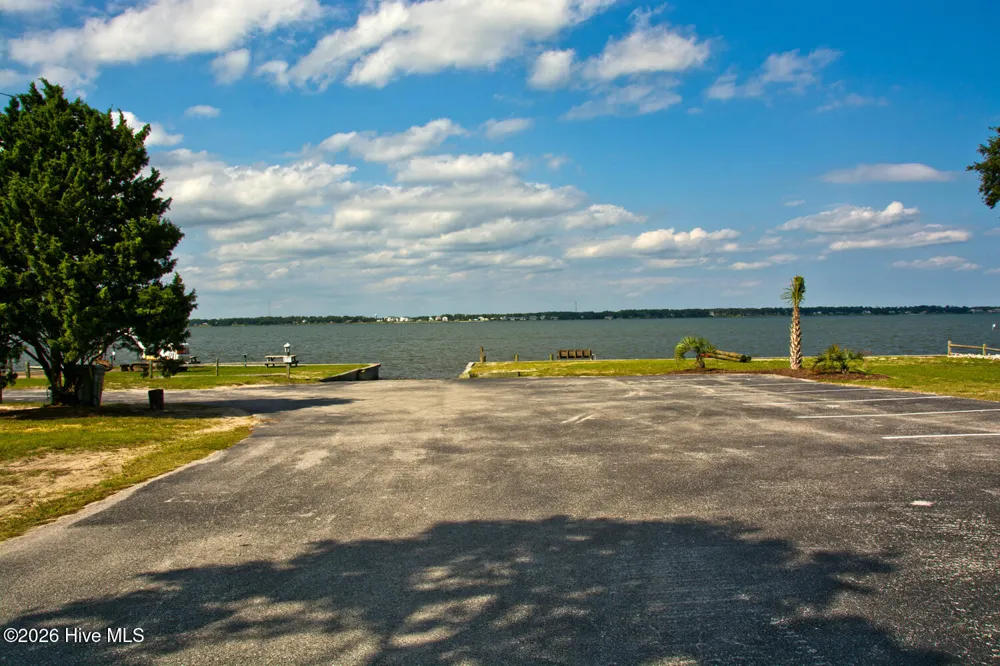 104 Juniper Road Pine Knoll Shores, NC 28512