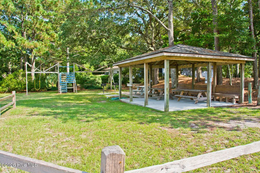 104 Juniper Road Pine Knoll Shores, NC 28512