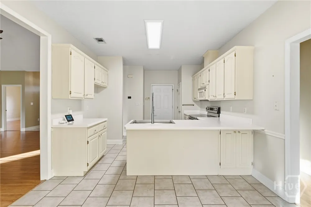 38 Westhampton Drive Ellabell, GA 31308