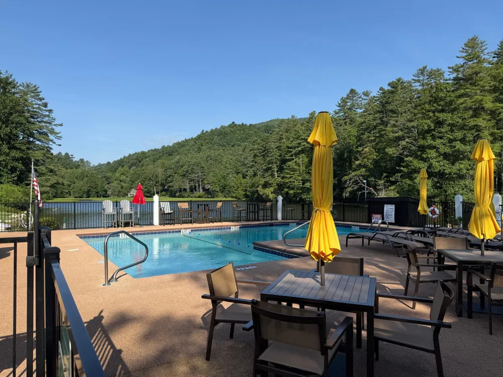 24 Wandering Ridge Glenville, NC 28736