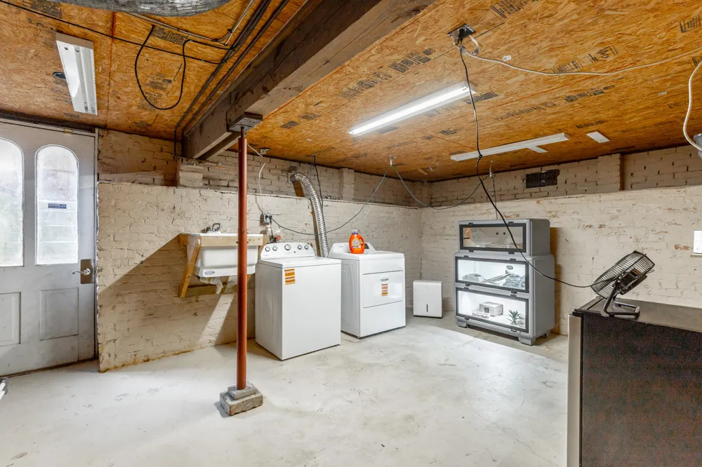 1125 S Crest Road Rossville, GA 30741