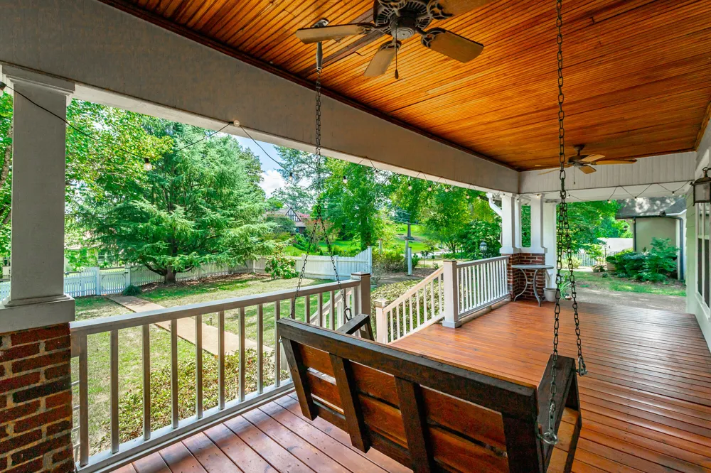 1125 S Crest Road Rossville, GA 30741