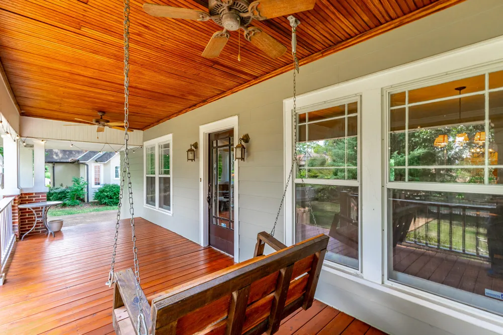 1125 S Crest Road Rossville, GA 30741