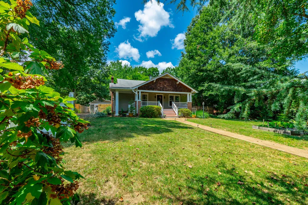 1125 S Crest Road Rossville, GA 30741