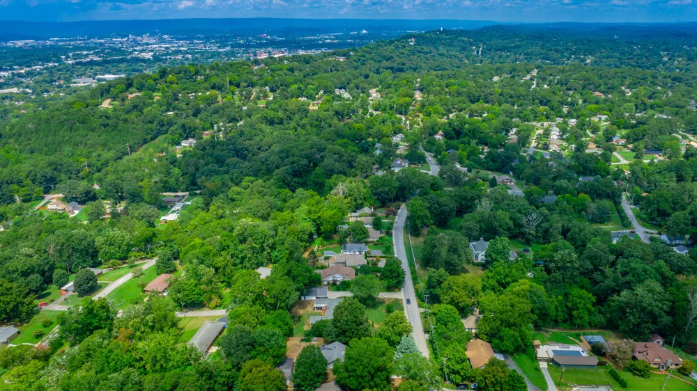 1125 S Crest Road Rossville, GA 30741