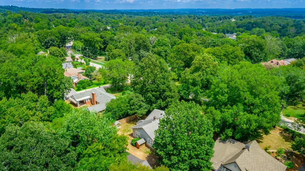 1125 S Crest Road Rossville, GA 30741