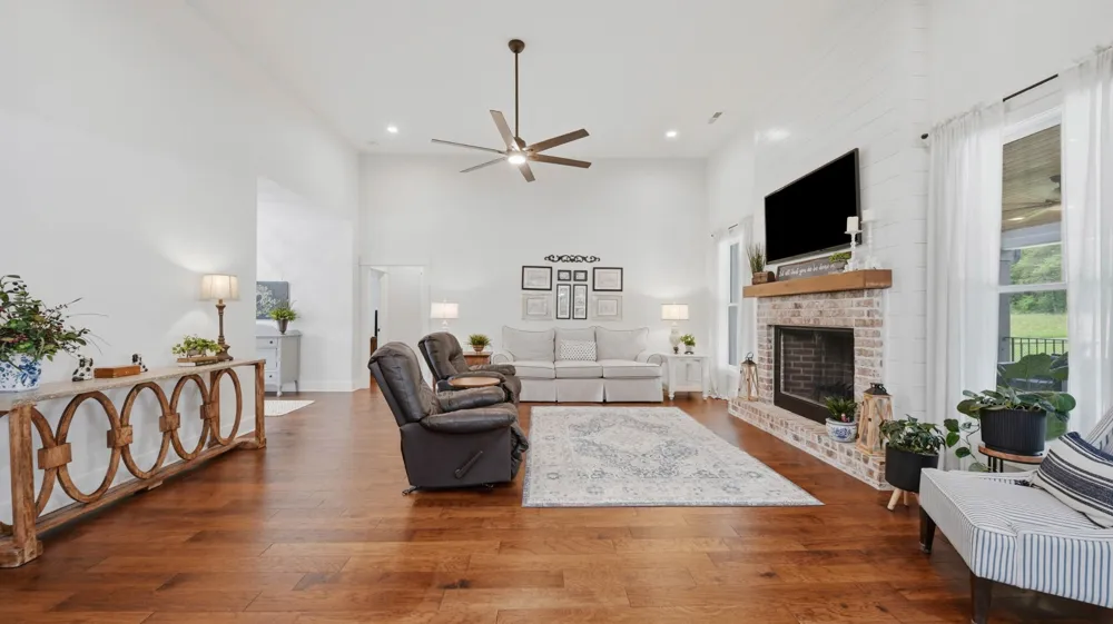 6979 Mouse Creek Road NW Cleveland, TN 37312