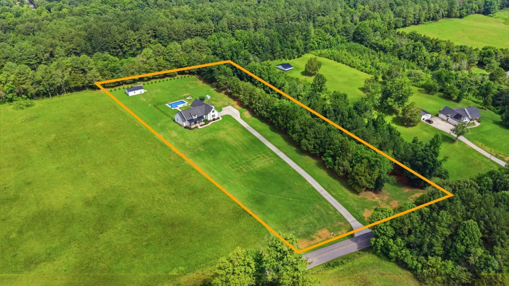 6979 Mouse Creek Road NW Cleveland, TN 37312