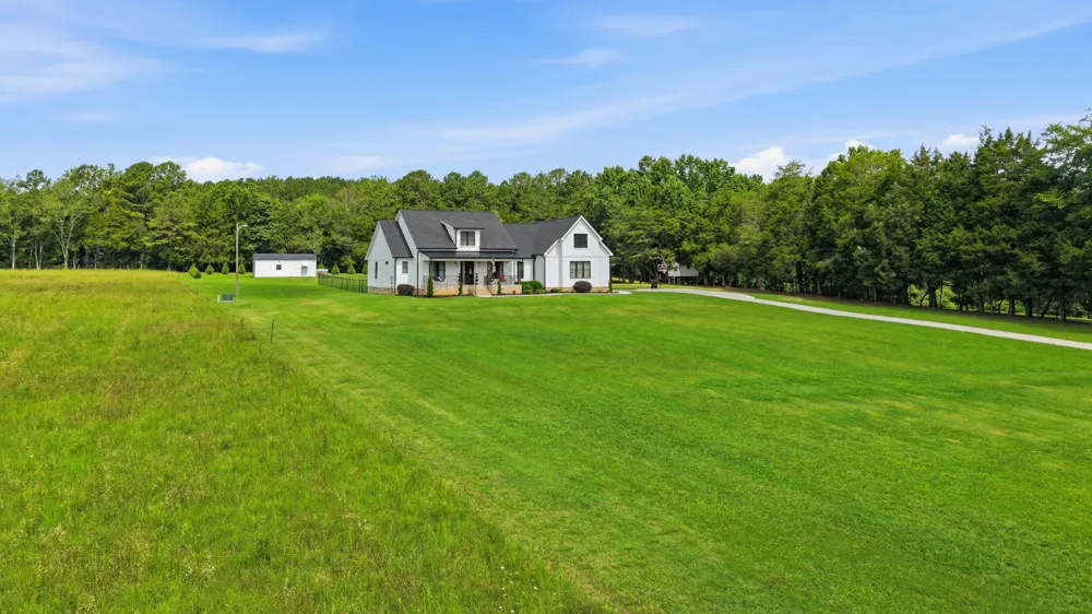 6979 Mouse Creek Road NW Cleveland, TN 37312