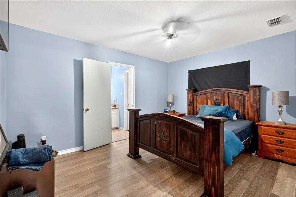 5742 Skylark Drive Corpus Christi, TX 78408