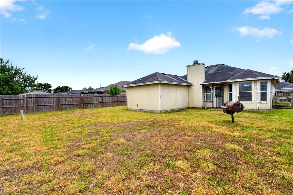 5742 Skylark Drive Corpus Christi, TX 78408