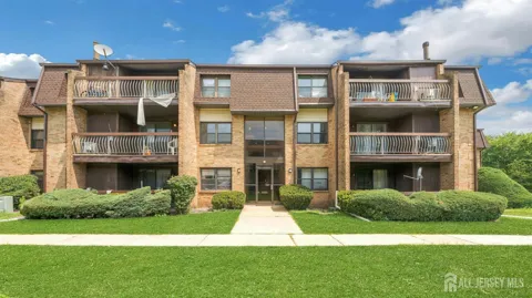 1520 Raspberry Court