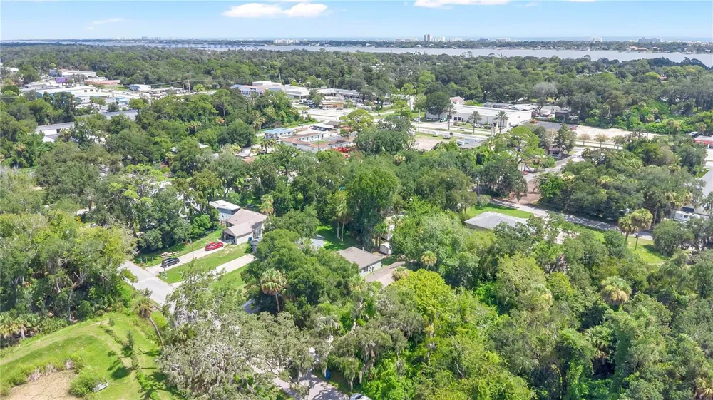 623 PARQUE DRIVE Ormond Beach, FL 32174