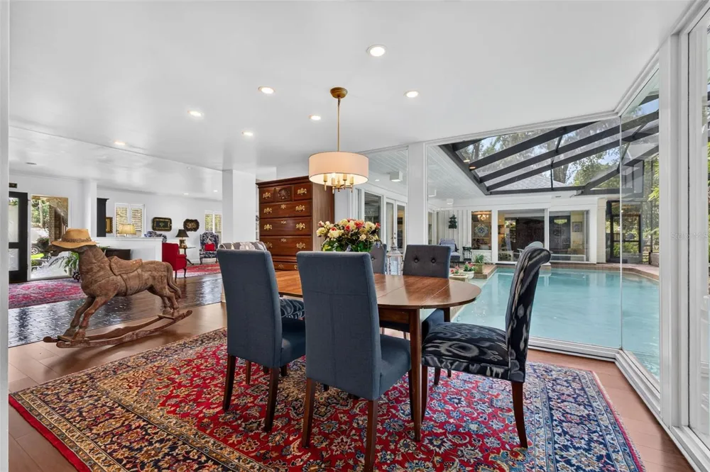 602 S RIVERHILLS DRIVE Temple Terrace, FL 33617