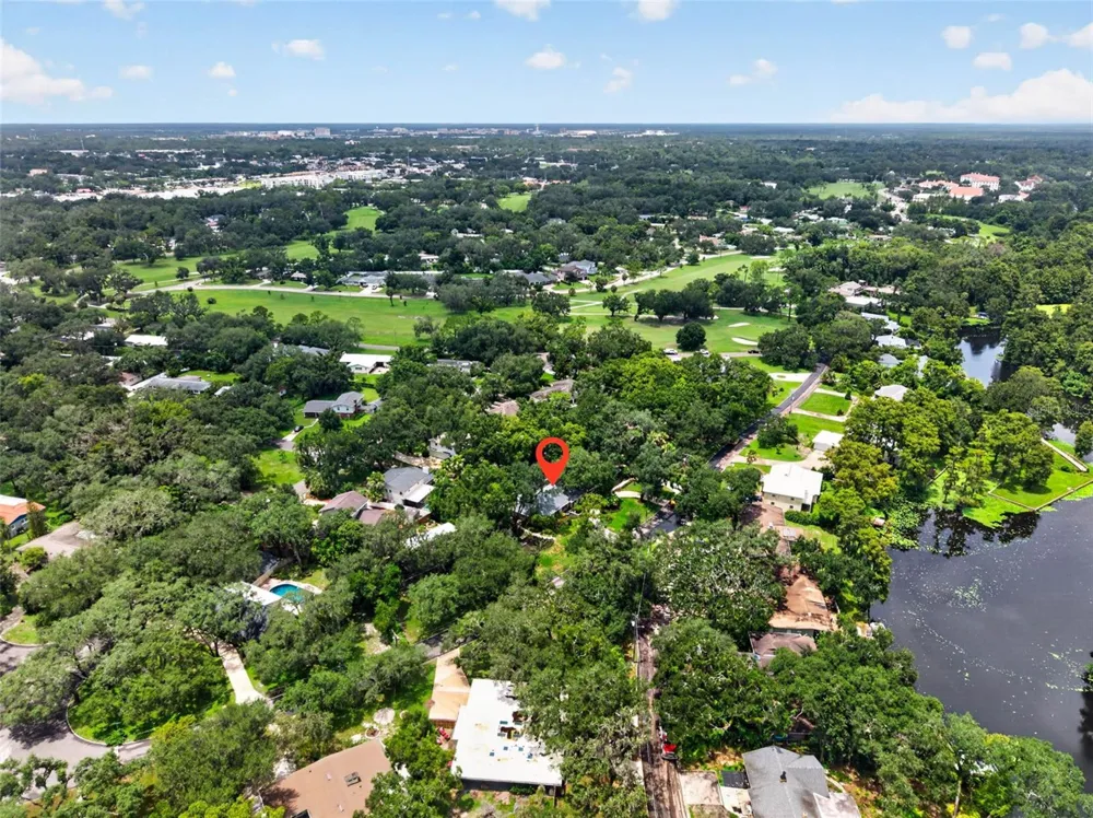 602 S RIVERHILLS DRIVE Temple Terrace, FL 33617