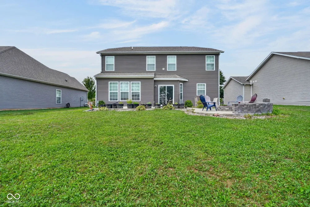 8819 Castleblaney Drive Brownsburg, IN 46112